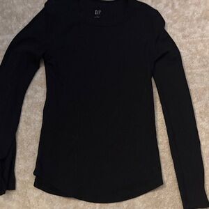 GAP Women's Classic Black Long Sleeve Tee